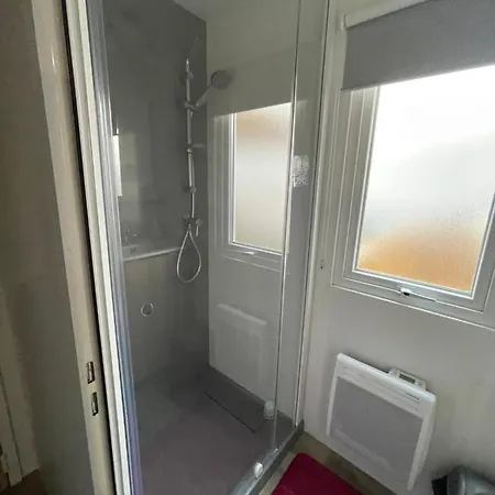 Prázdninový areál Locations Manel Mh *